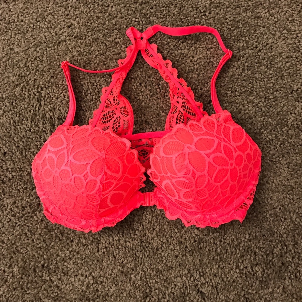 Pink by Victoria Secret racer back bra
